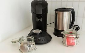 Savoir-Vivre In Unserer Zentralen Balkonwohnung