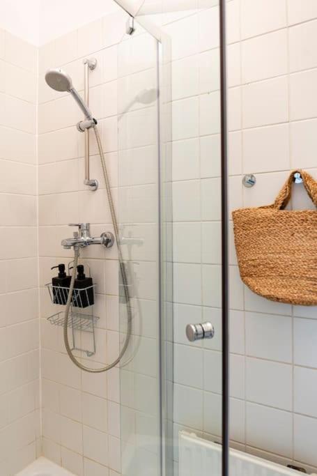 Savoir-Vivre In Unserer Zentralen Balkonwohnung Wien Exterior foto